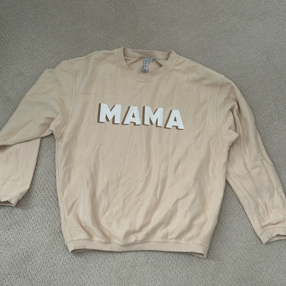 Women’s chicka-d Mama sweatshirt - size small